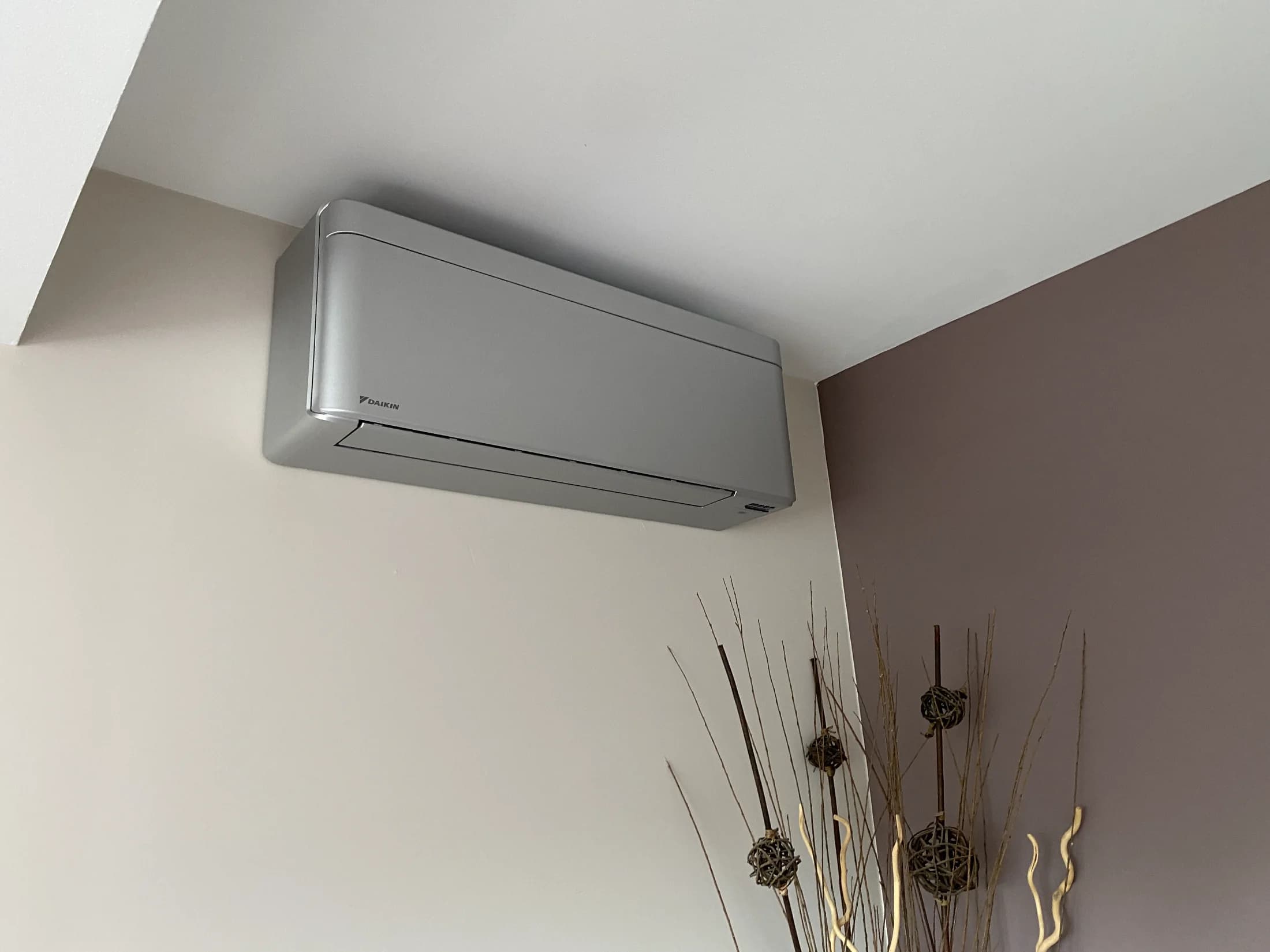 Climatisation mono-split pour une pièce à Violaines.